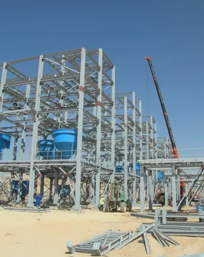 Structure et passerelles de l’usine de lavage Merah